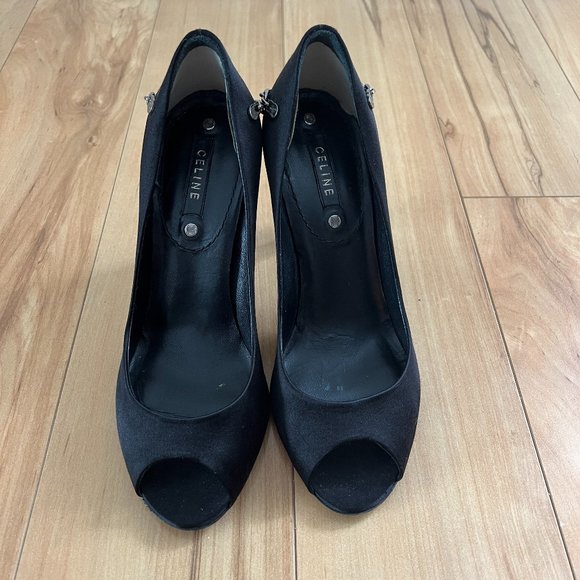 Celine Peep Toe Black Satin Pumps with Chain on Back Size 36.5 $895 - Picture 3 of 14